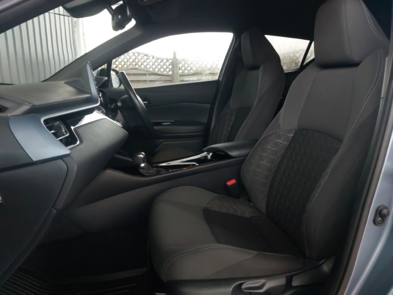 Used Toyota C-HR 2021 for sale - 77065959: Photo 5