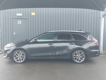 Used Kia Ceed 2023 for sale - 77352585: Photo