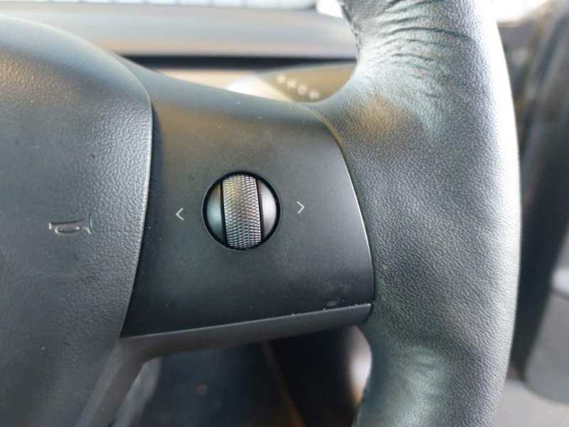 Used Tesla Model 3 2022 for sale - 77039360: Photo 11