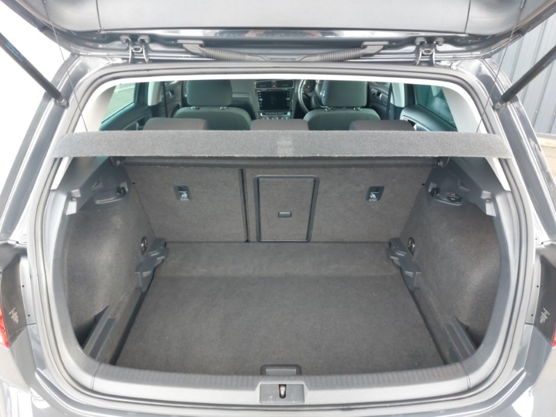 Used Volkswagen Golf 2019 for sale - 76365575: Photo 8