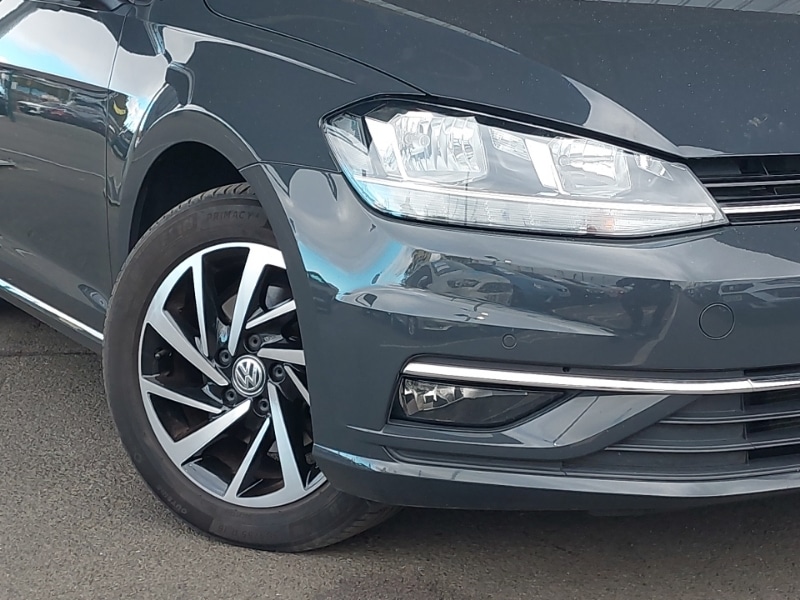 Used Volkswagen Golf 2019 for sale - 76365575: Photo 9