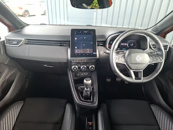 Used Renault Clio 2025 for sale - 79501496: Photo