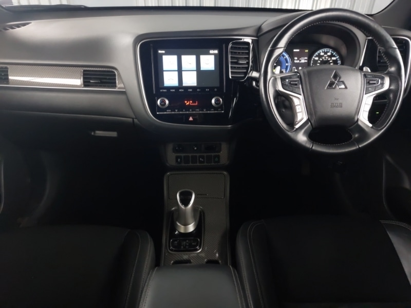 Used Mitsubishi Outlander 2020 for sale - 77352609: Photo 2