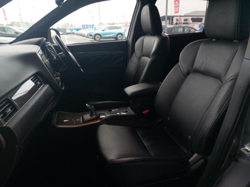 Used Mitsubishi Outlander 2020 for sale - 77352609: Photo 5