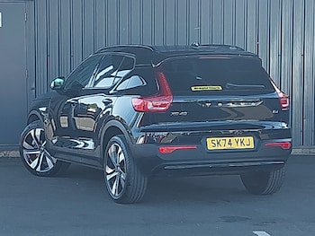 Used Volvo XC40 2024 for sale - 76053327: Photo