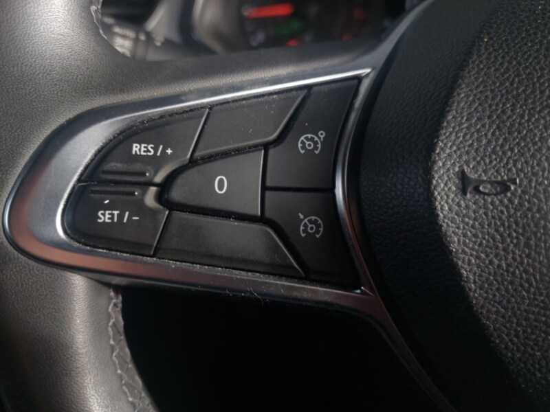 Used Renault Captur 2020 for sale - 77716799: Photo 10