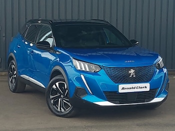 Used Peugeot 2008 2023 for sale - 77669567: Photo