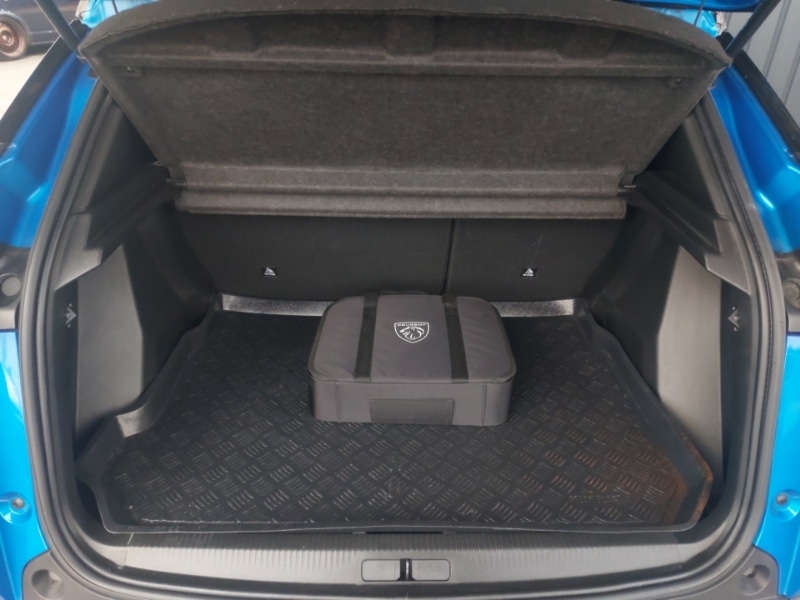 Used Peugeot 2008 2023 for sale - 77669567: Photo 8