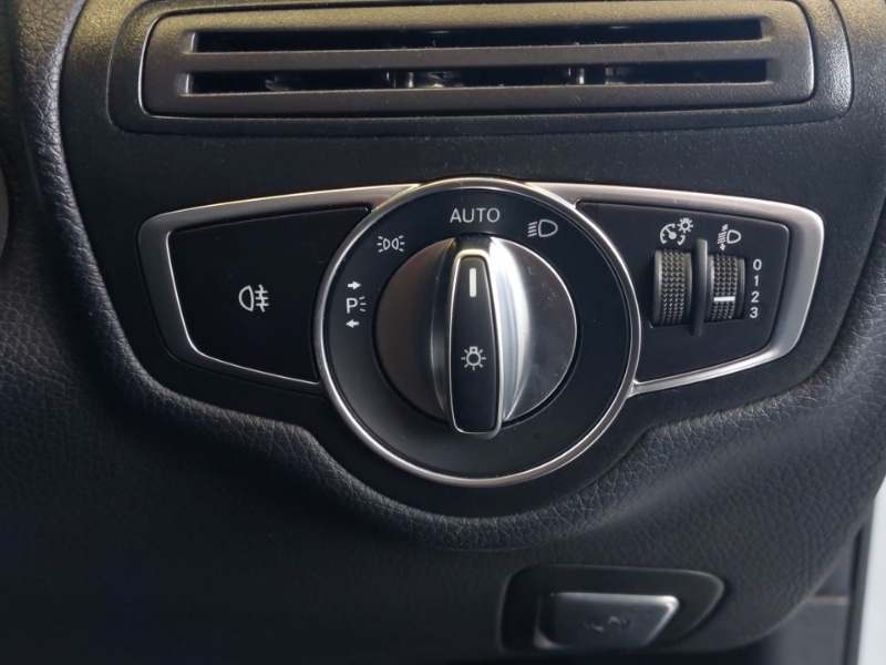 Used Mercedes-Benz C Class 2020 for sale - 76759009: Photo 15