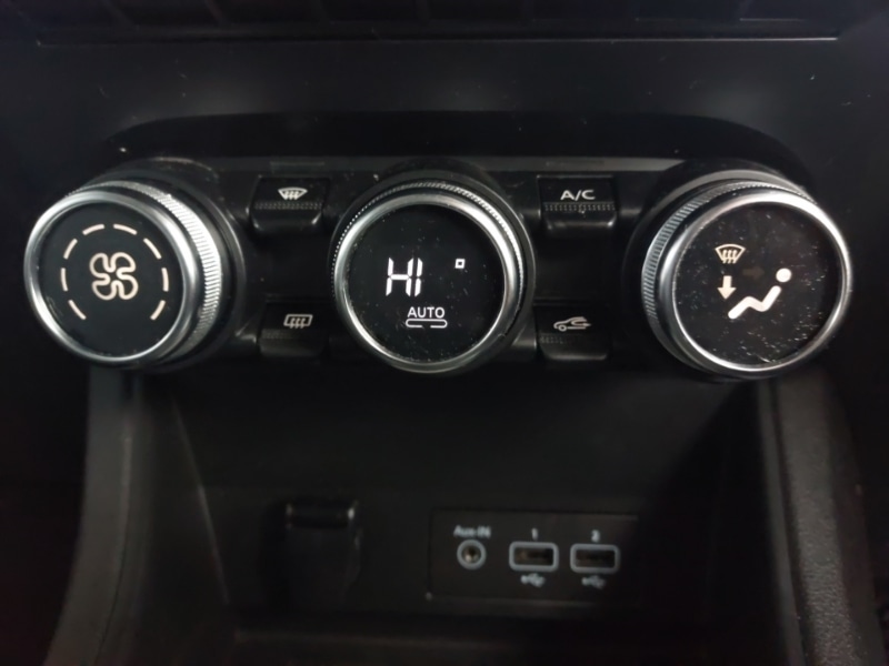 Used Renault Captur 2020 for sale - 76683868: Photo 15