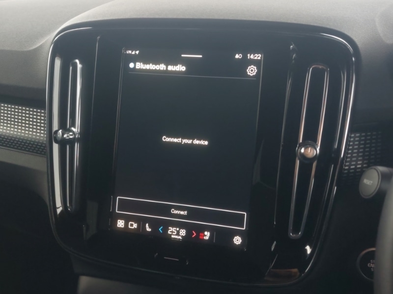 Used Volvo XC40 2024 for sale - 77439175: Photo 15