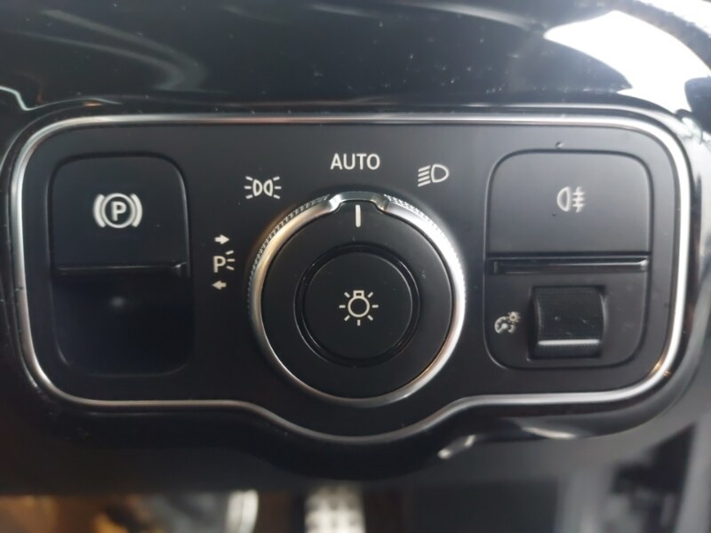 Used Mercedes-Benz A-Class 2019 for sale - 77580100: Photo 13