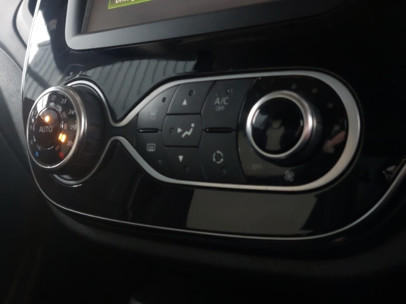 Used Renault Captur 2018 for sale - 77992637: Photo 17