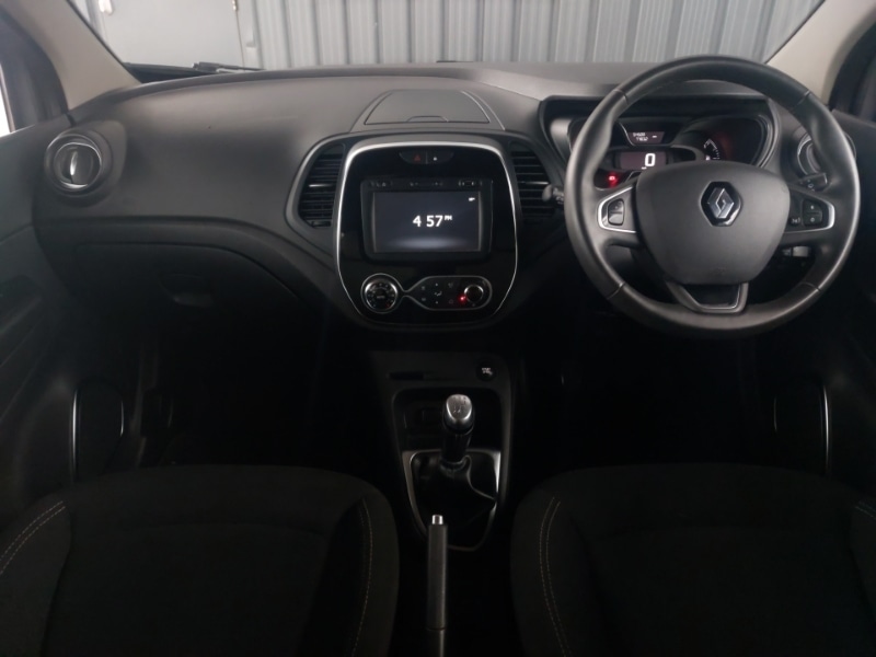 Used Renault Captur 2018 for sale - 77992637: Photo 2