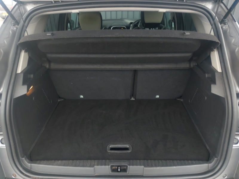 Used Renault Captur 2018 for sale - 77992637: Photo 8