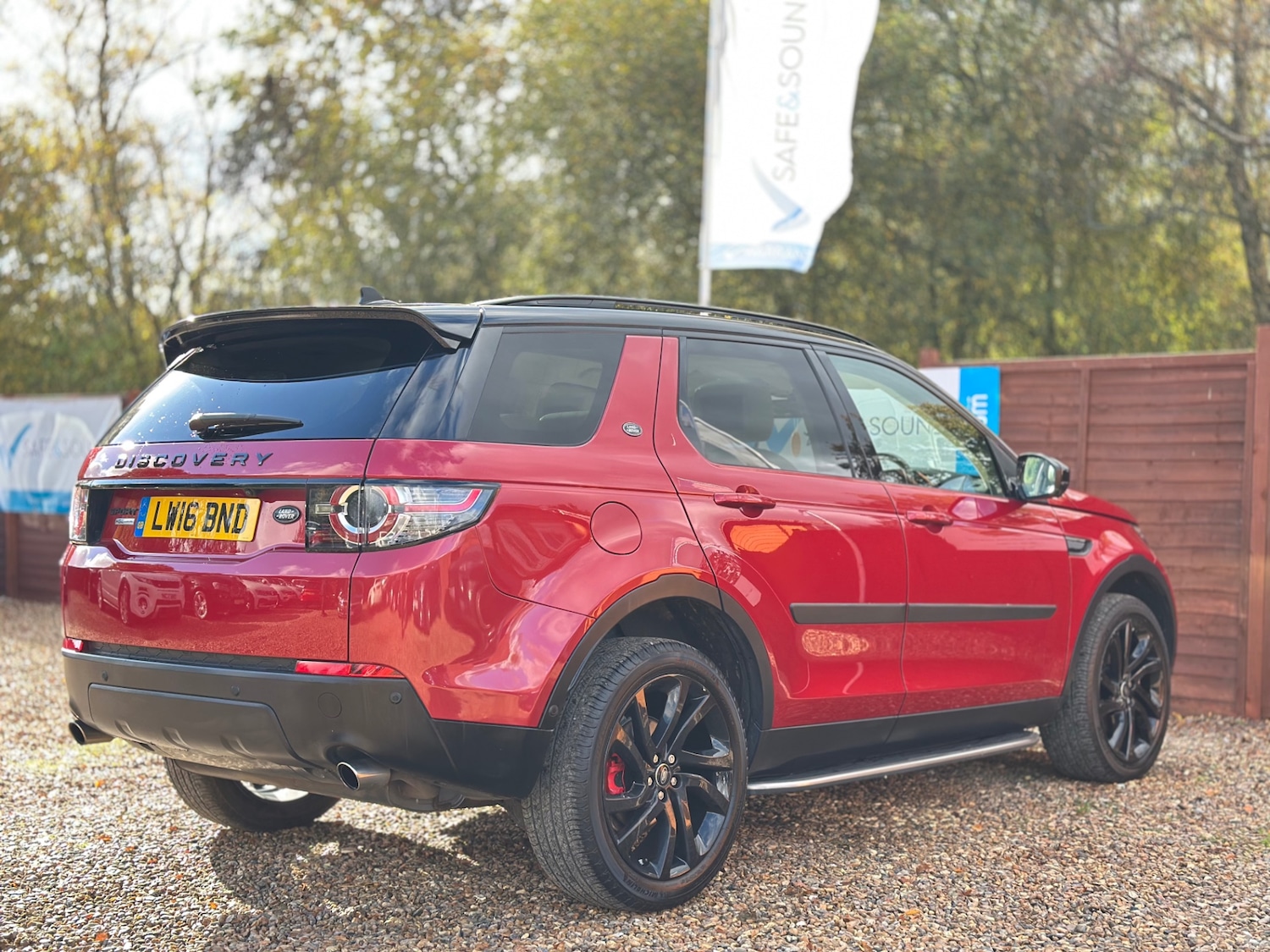 Used Land Rover Discovery Sport 2016 for sale - 76507320: Photo 11