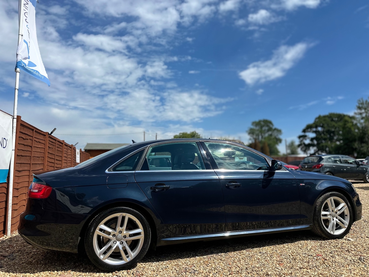 Used Audi A4 2014 for sale - 75106299: Photo 12