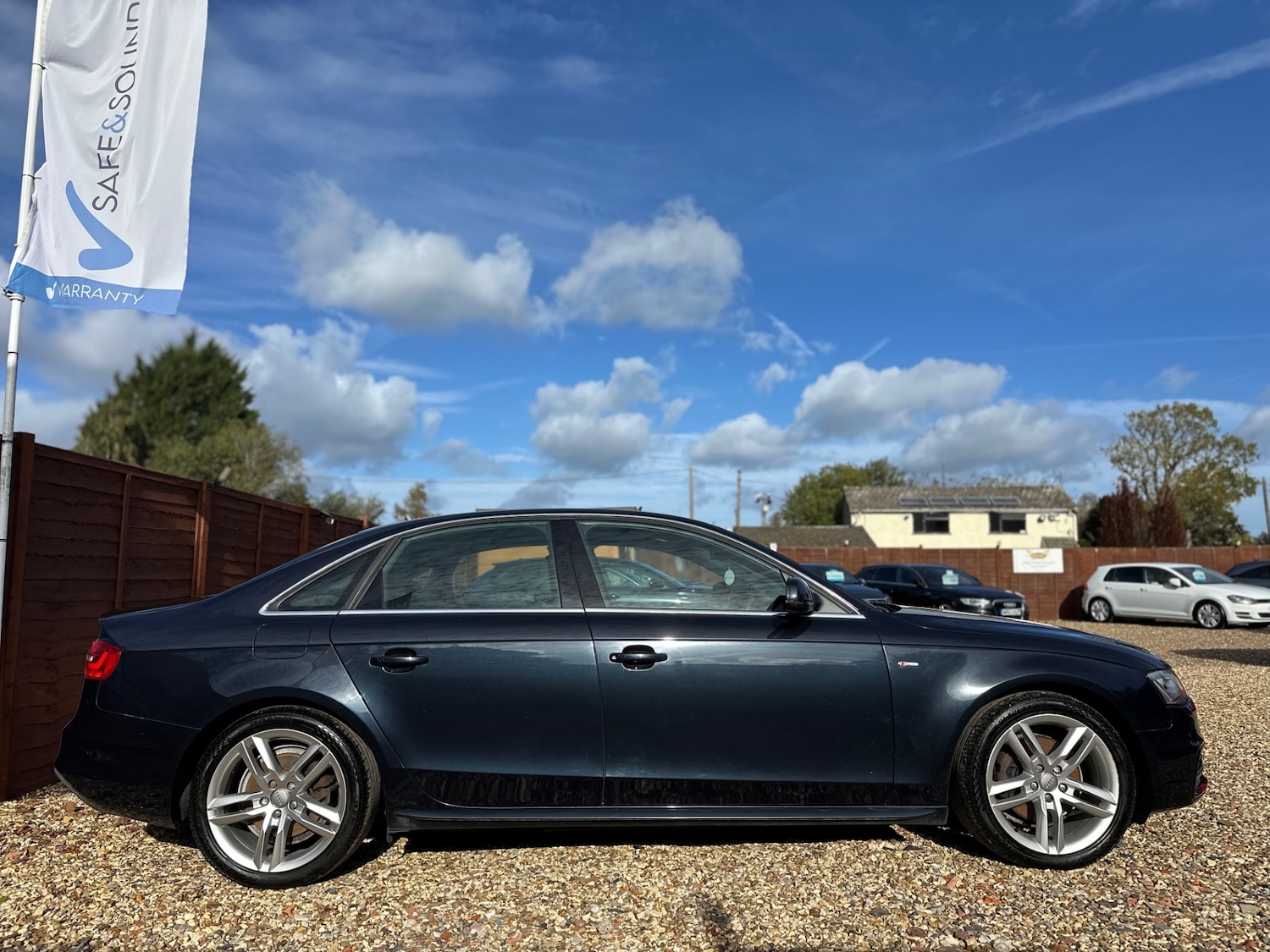 Used Audi A4 2014 for sale - 75106299: Photo 27