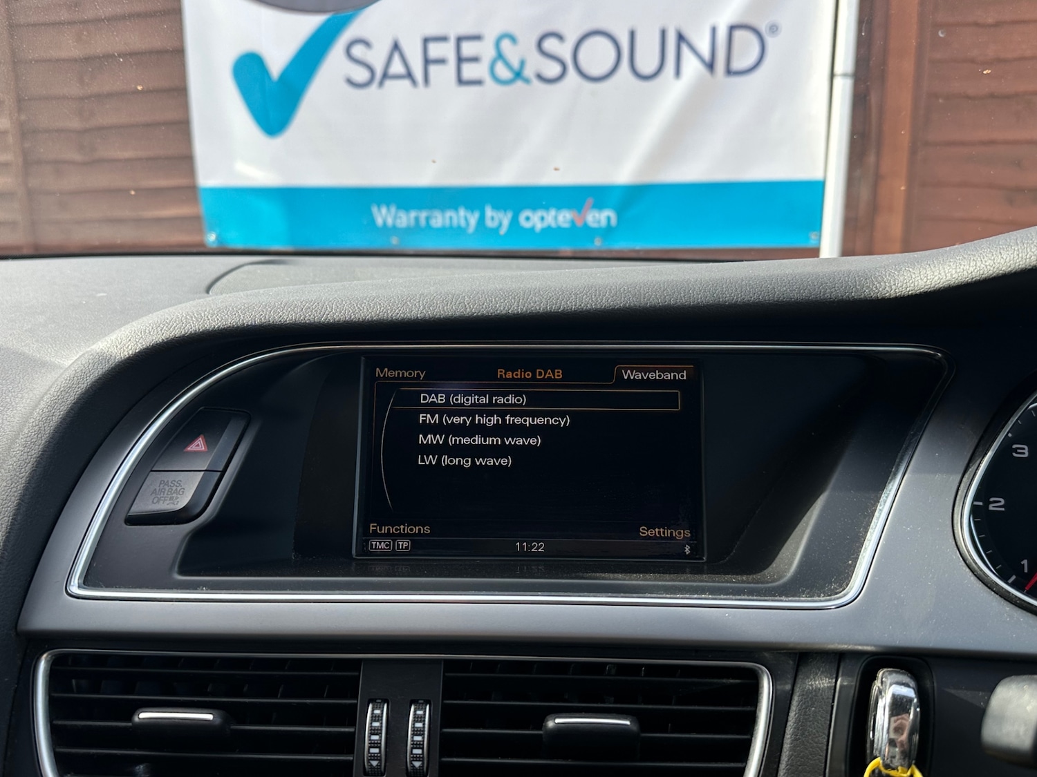 Used Audi A4 2014 for sale - 75106299: Photo 61