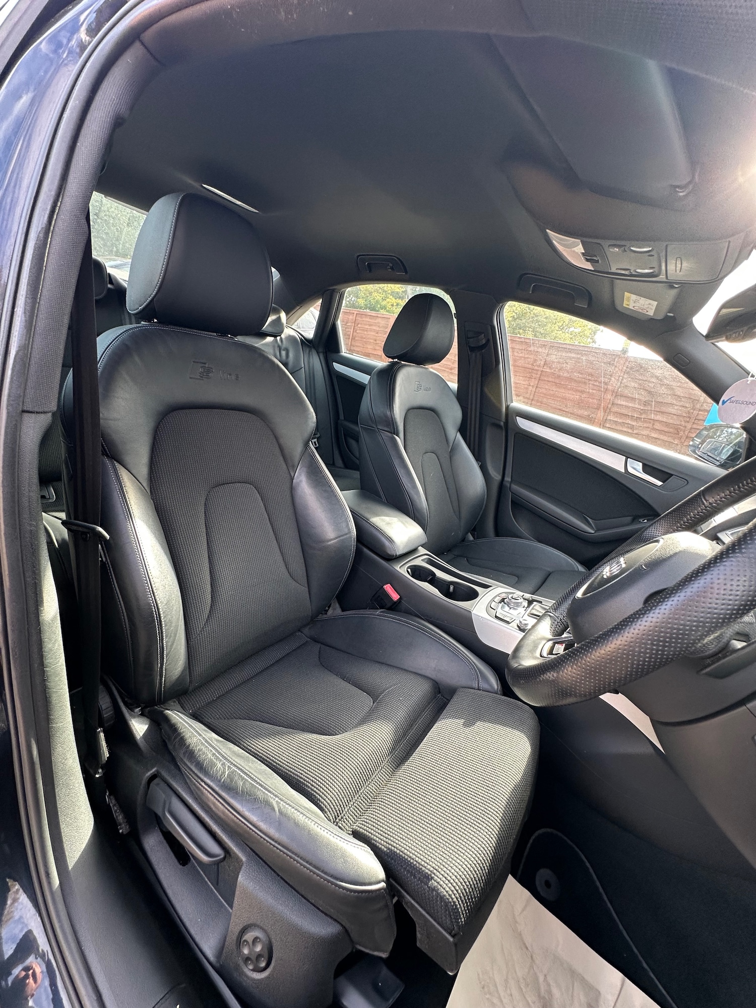 Used Audi A4 2014 for sale - 75106299: Photo 63