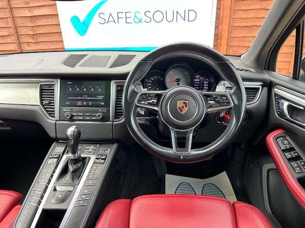 Used Porsche Macan 2017 for sale - 75665328: Photo 11