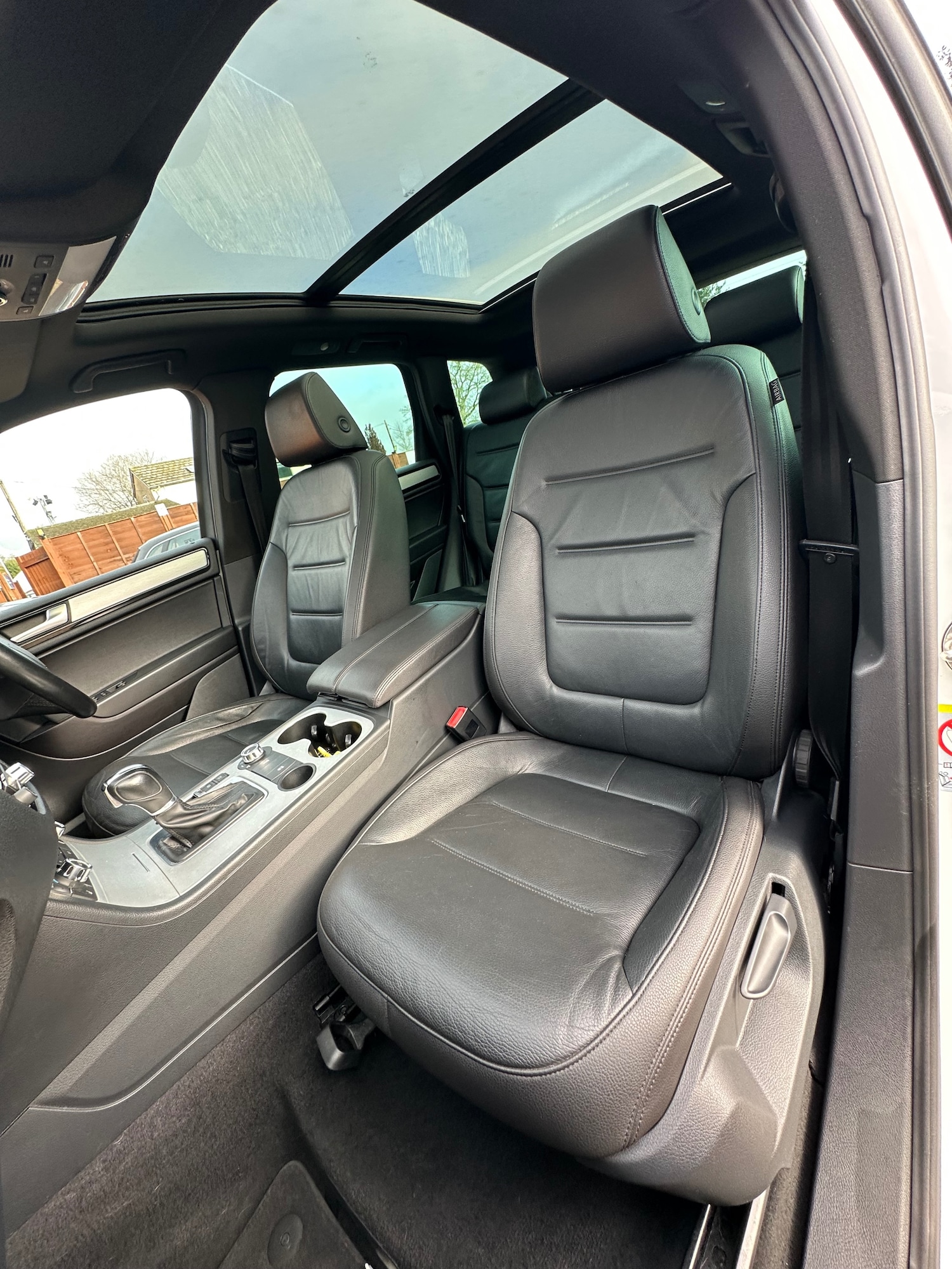 Used Volkswagen Touareg 2013 for sale - 77357477: Photo 19