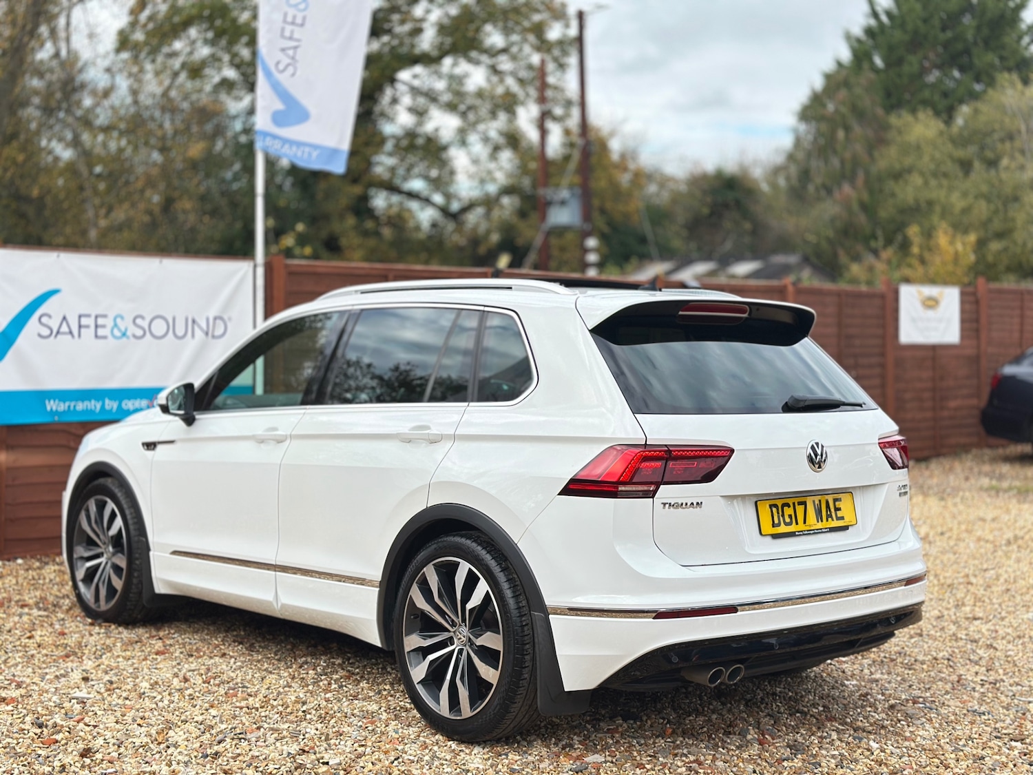 Used Volkswagen Tiguan 2017 for sale - 76482823: Photo 10