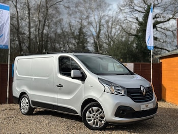 Renault Trafic feature image