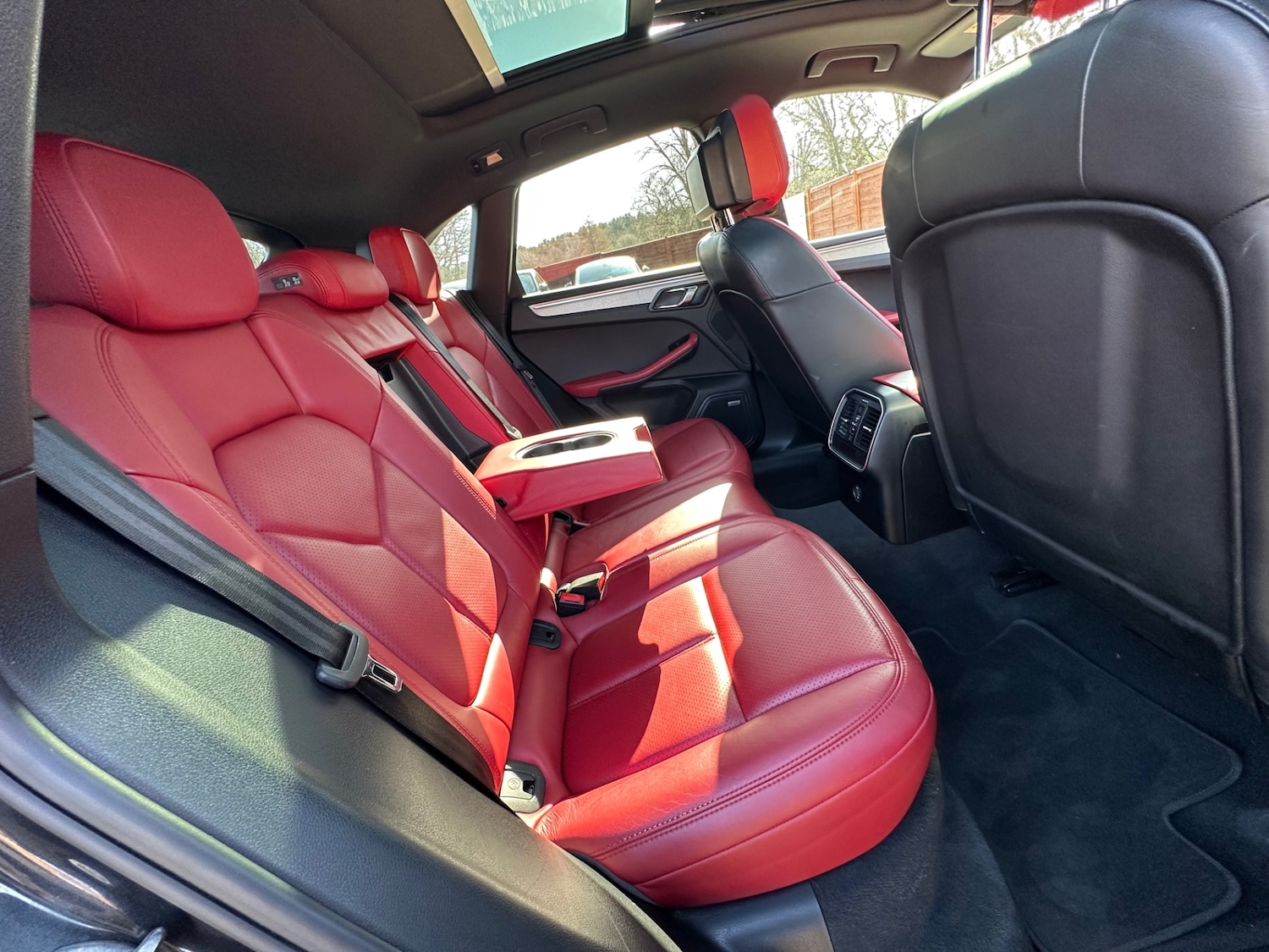 Used Porsche Macan 2017 for sale - 77721580: Photo 16