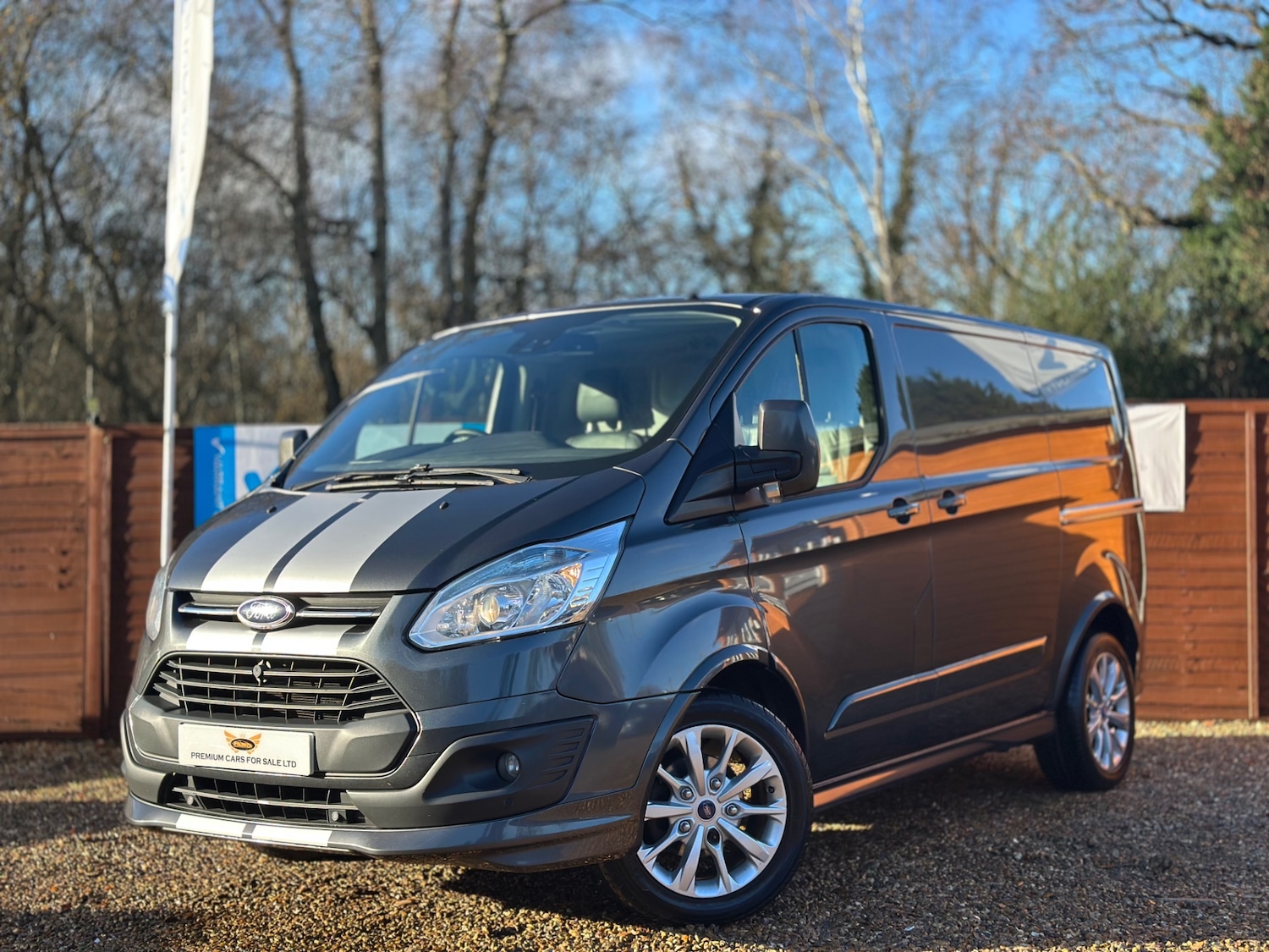 Used Ford Transit Custom 2016 for sale - 76905128: Photo 2