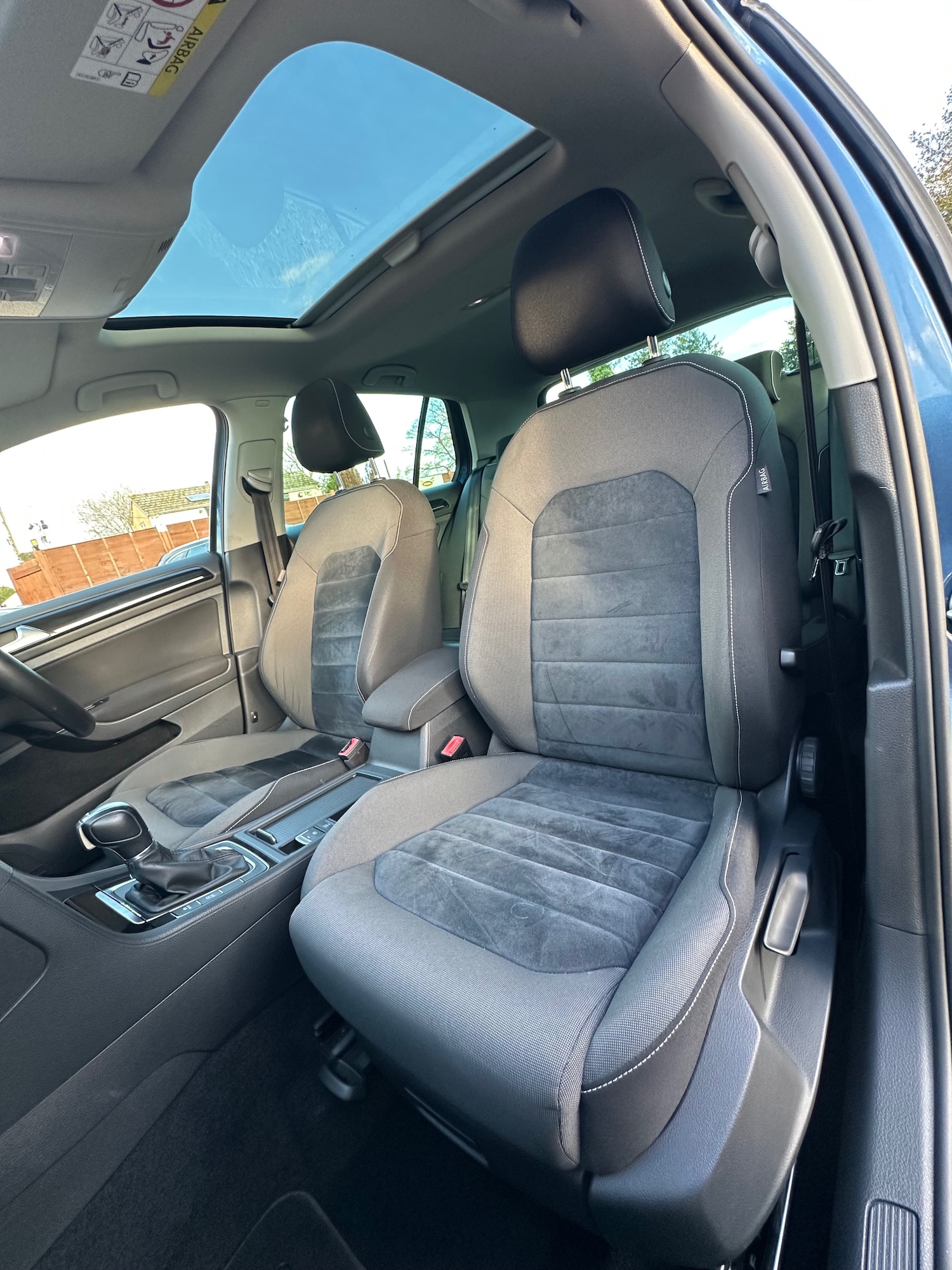 Used Volkswagen Golf 2016 for sale - 76897299: Photo 19