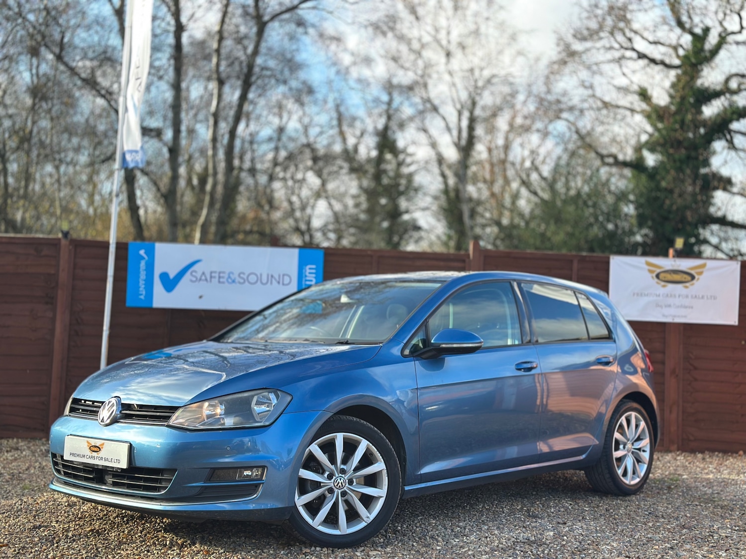 Used Volkswagen Golf 2016 for sale - 76897299: Photo 2