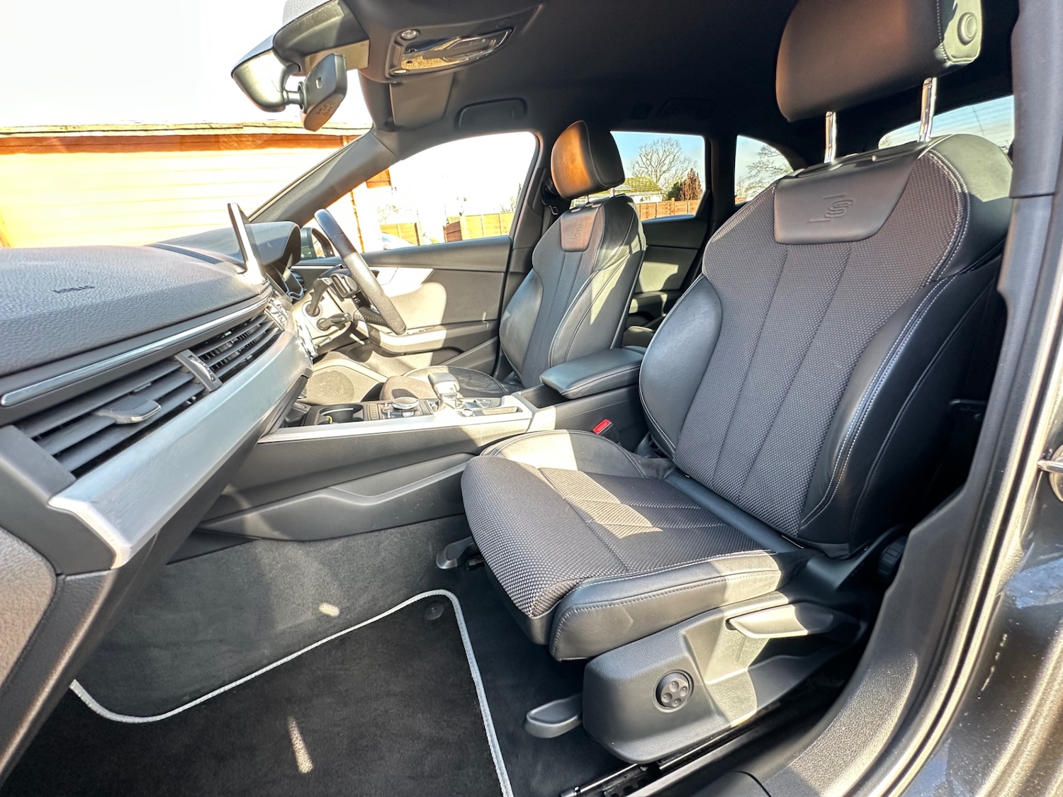 Used Audi A4 Avant 2016 for sale - 77357205: Photo 18