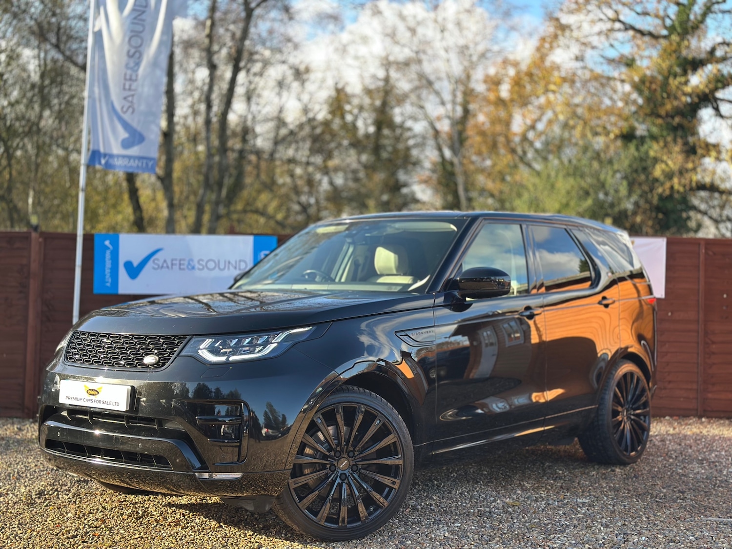 Used Land Rover Discovery 2018 for sale - 76780464: Photo 2