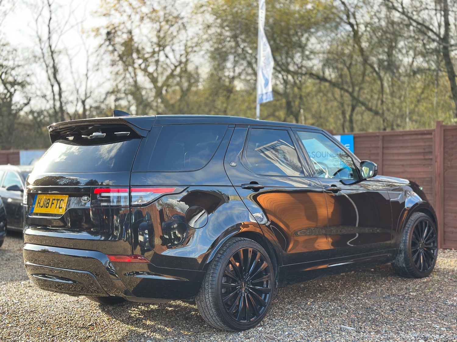 Used Land Rover Discovery 2018 for sale - 76780464: Photo 9