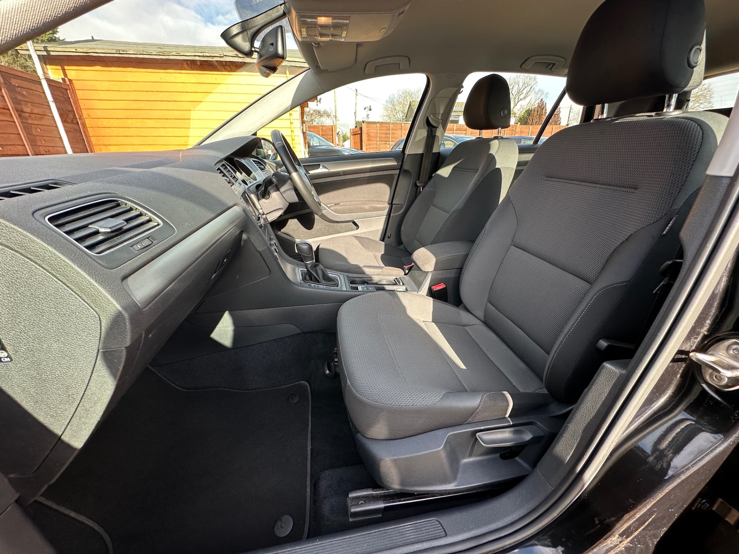 Used Volkswagen Golf 2014 for sale - 77357494: Photo 18