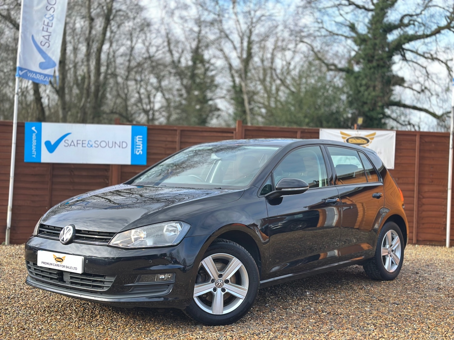 Used Volkswagen Golf 2014 for sale - 77357494: Photo 2