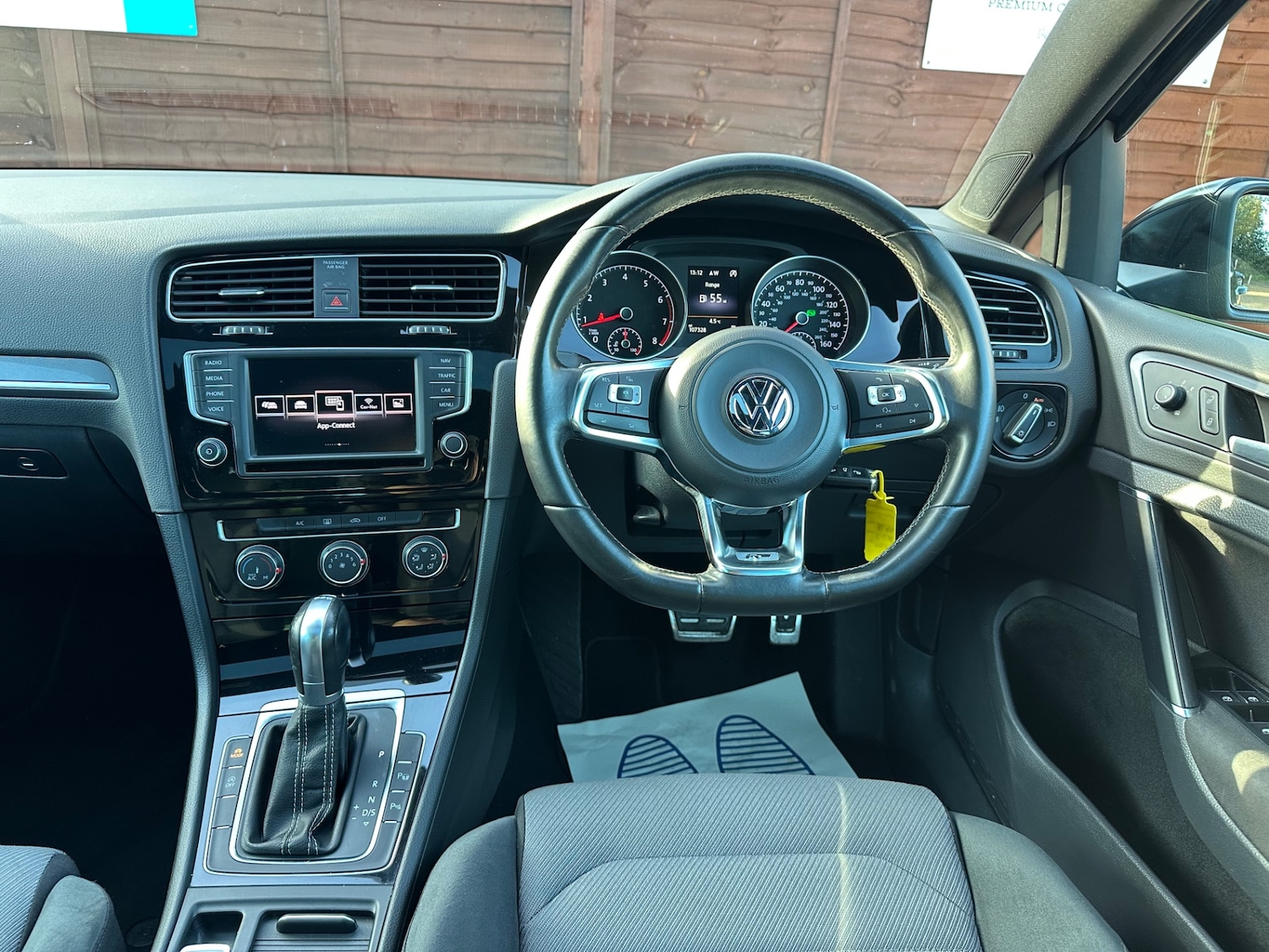 Used Volkswagen Golf 2016 for sale - 76712325: Photo 12