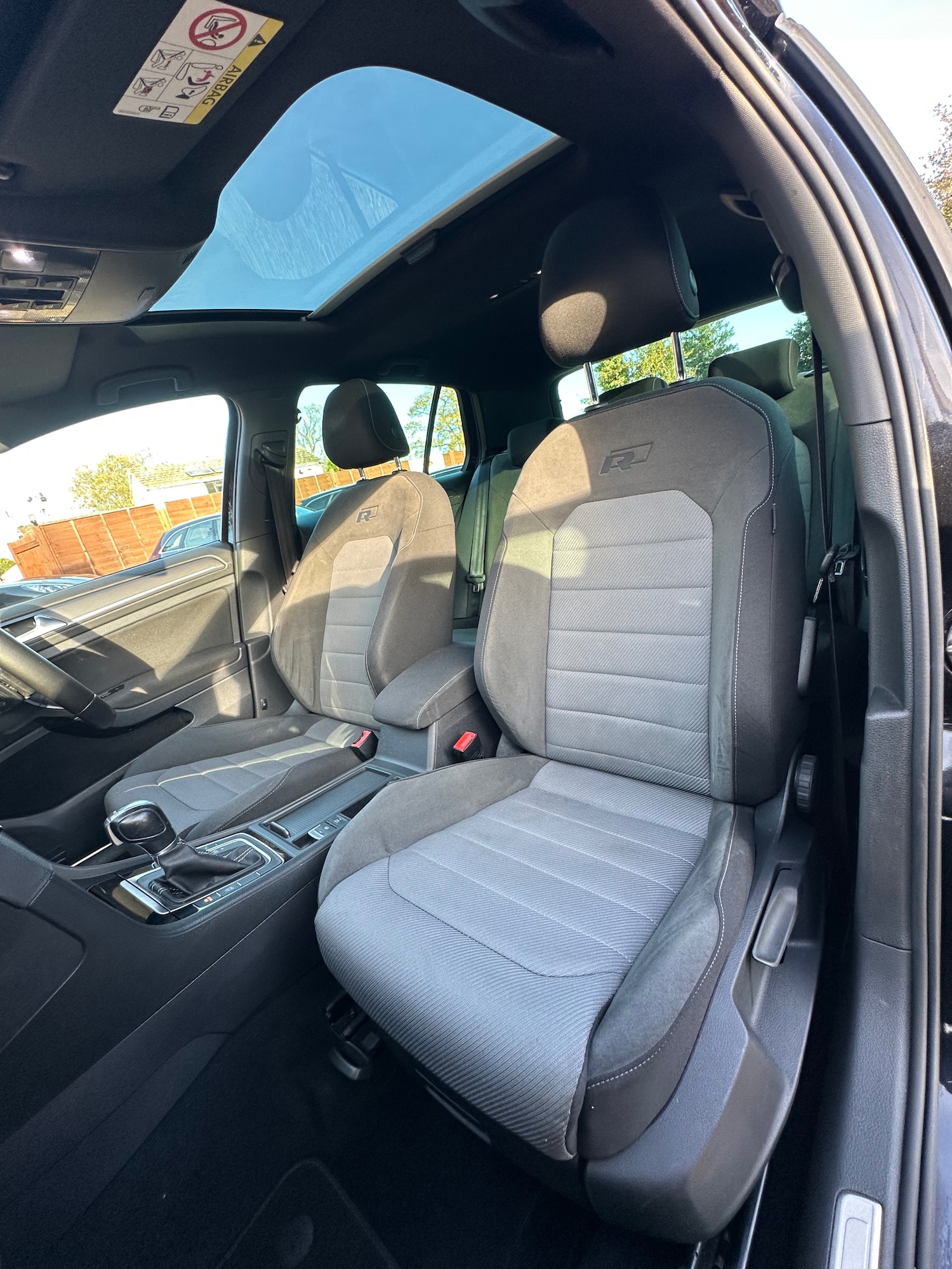 Used Volkswagen Golf 2016 for sale - 76712325: Photo 18