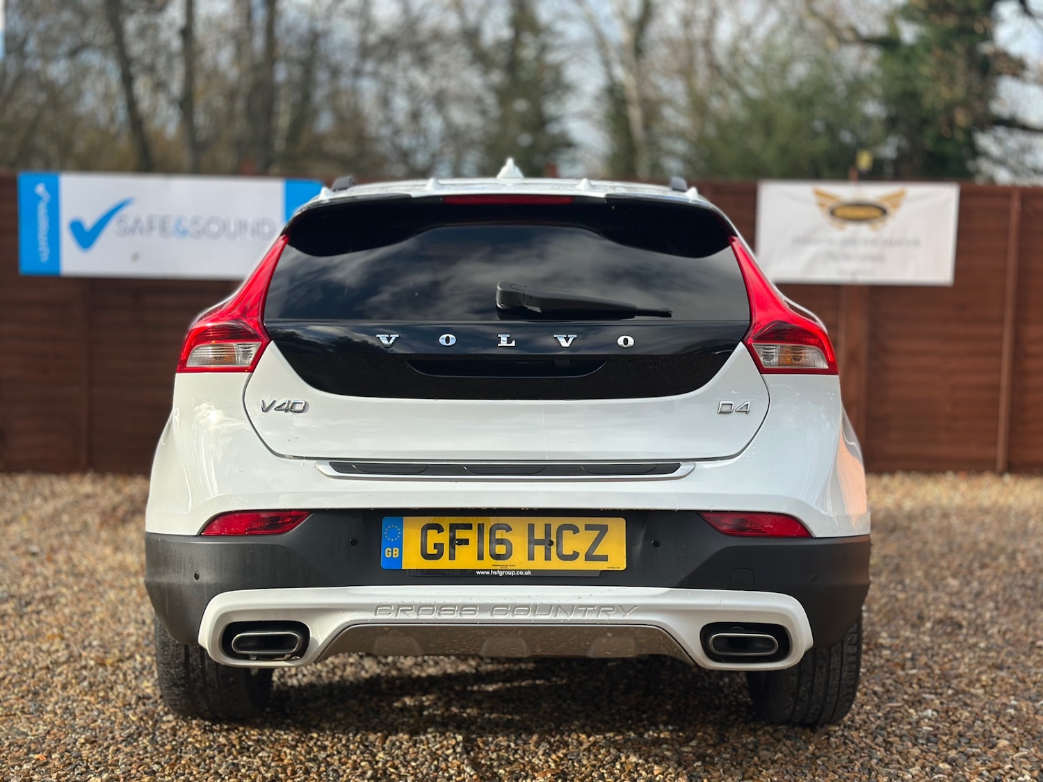 Used Volvo V40 2016 for sale - 76895836: Photo 10