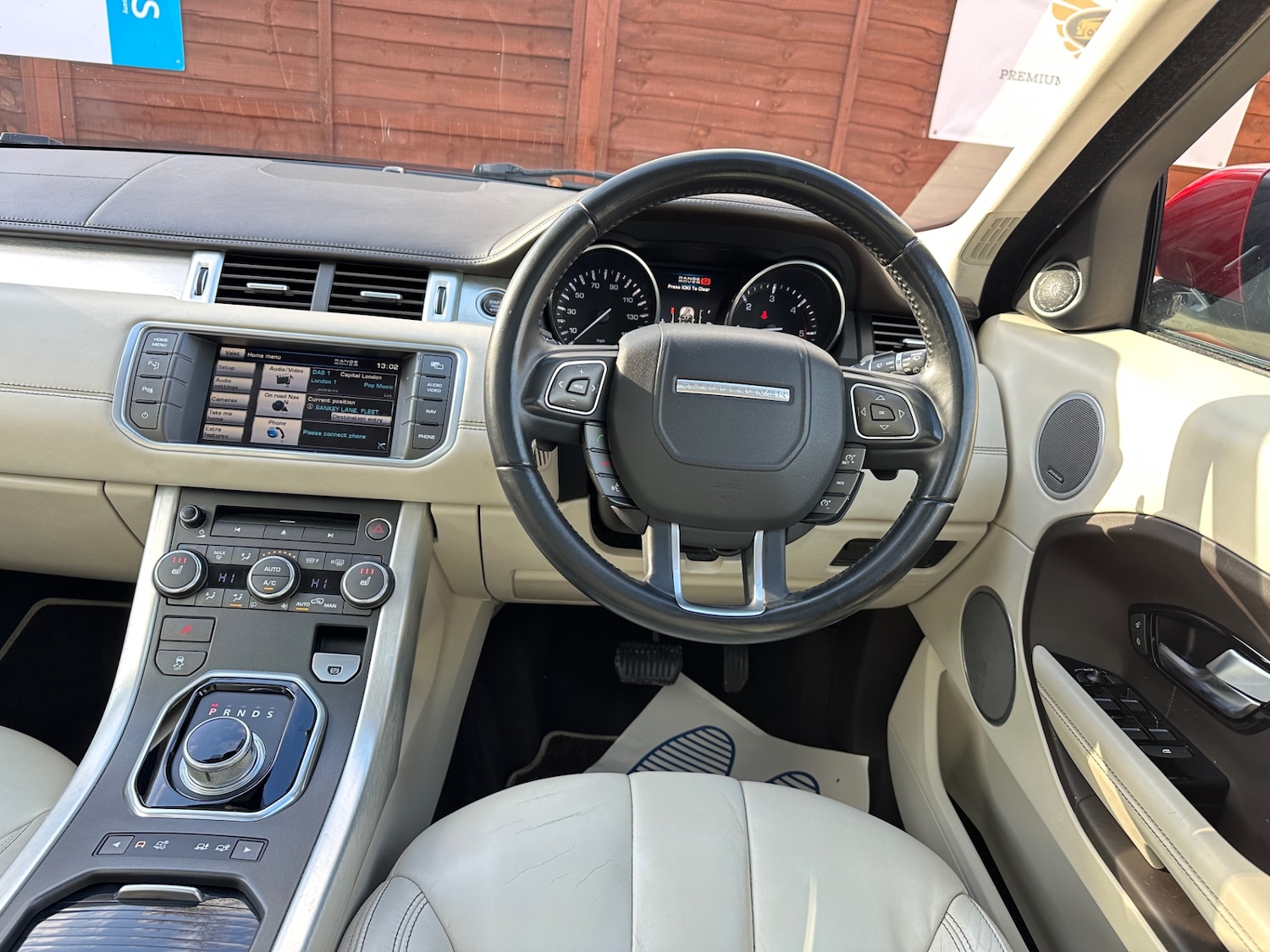 Used Land Rover Range Rover Evoque 2014 for sale - 76618382: Photo 12
