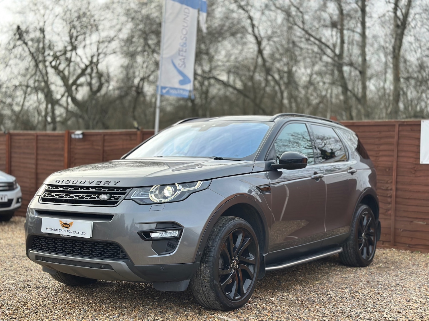 Used Land Rover Discovery Sport 2016 for sale - 77329589: Photo 5