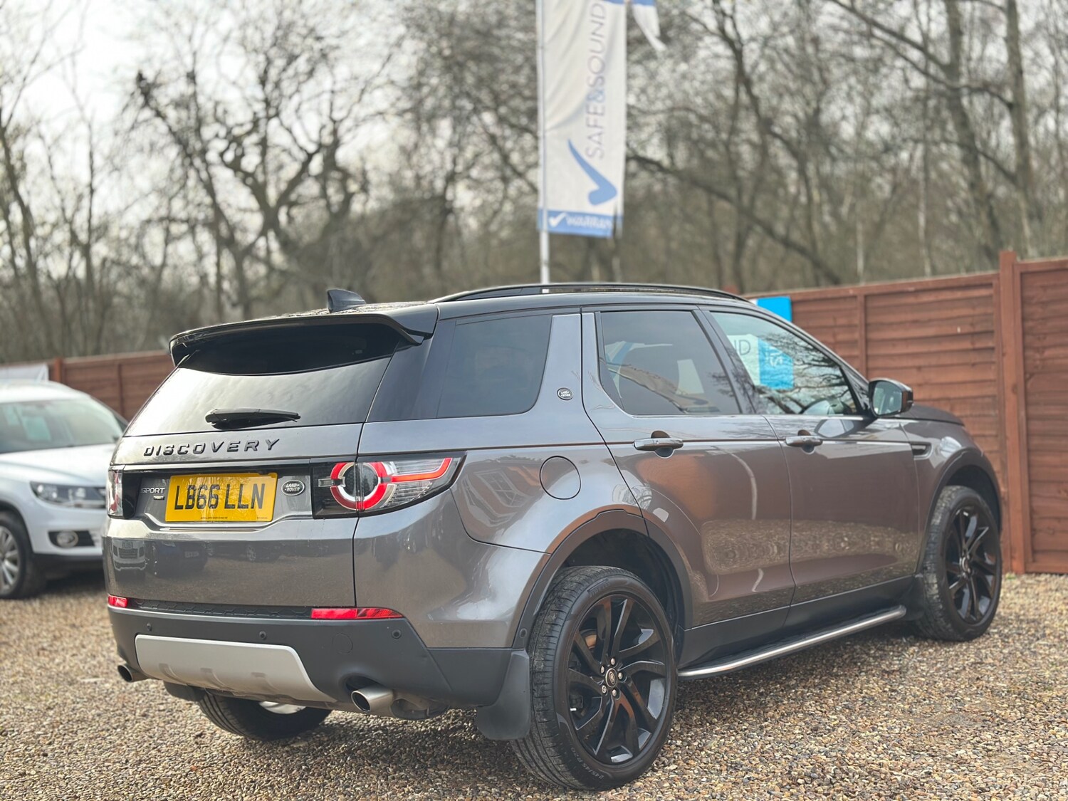 Used Land Rover Discovery Sport 2016 for sale - 77329589: Photo 9
