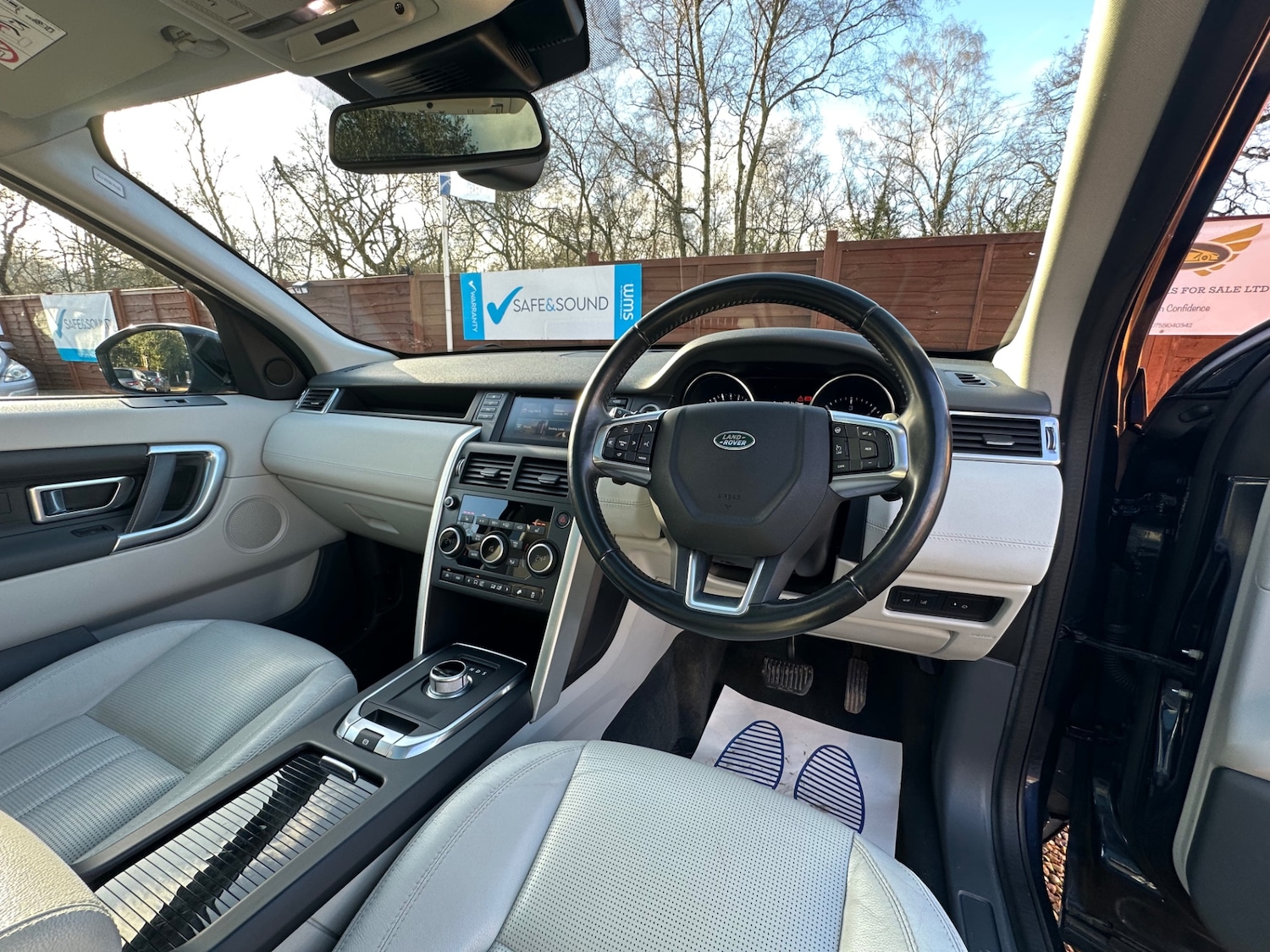 Used Land Rover Discovery Sport 2015 for sale - 77228078: Photo 14