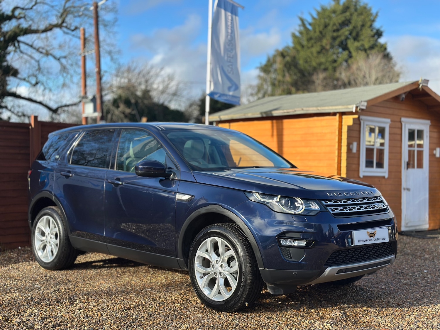 Used Land Rover Discovery Sport 2015 for sale - 77228078: Photo 4