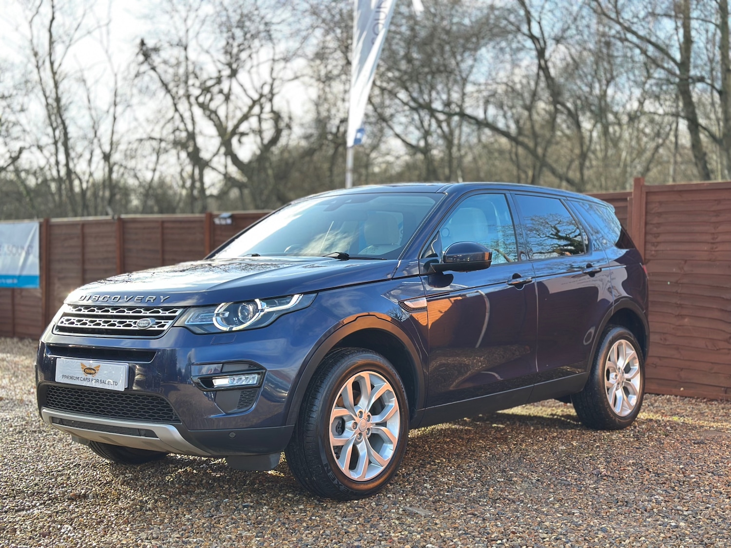 Used Land Rover Discovery Sport 2015 for sale - 77228078: Photo 5