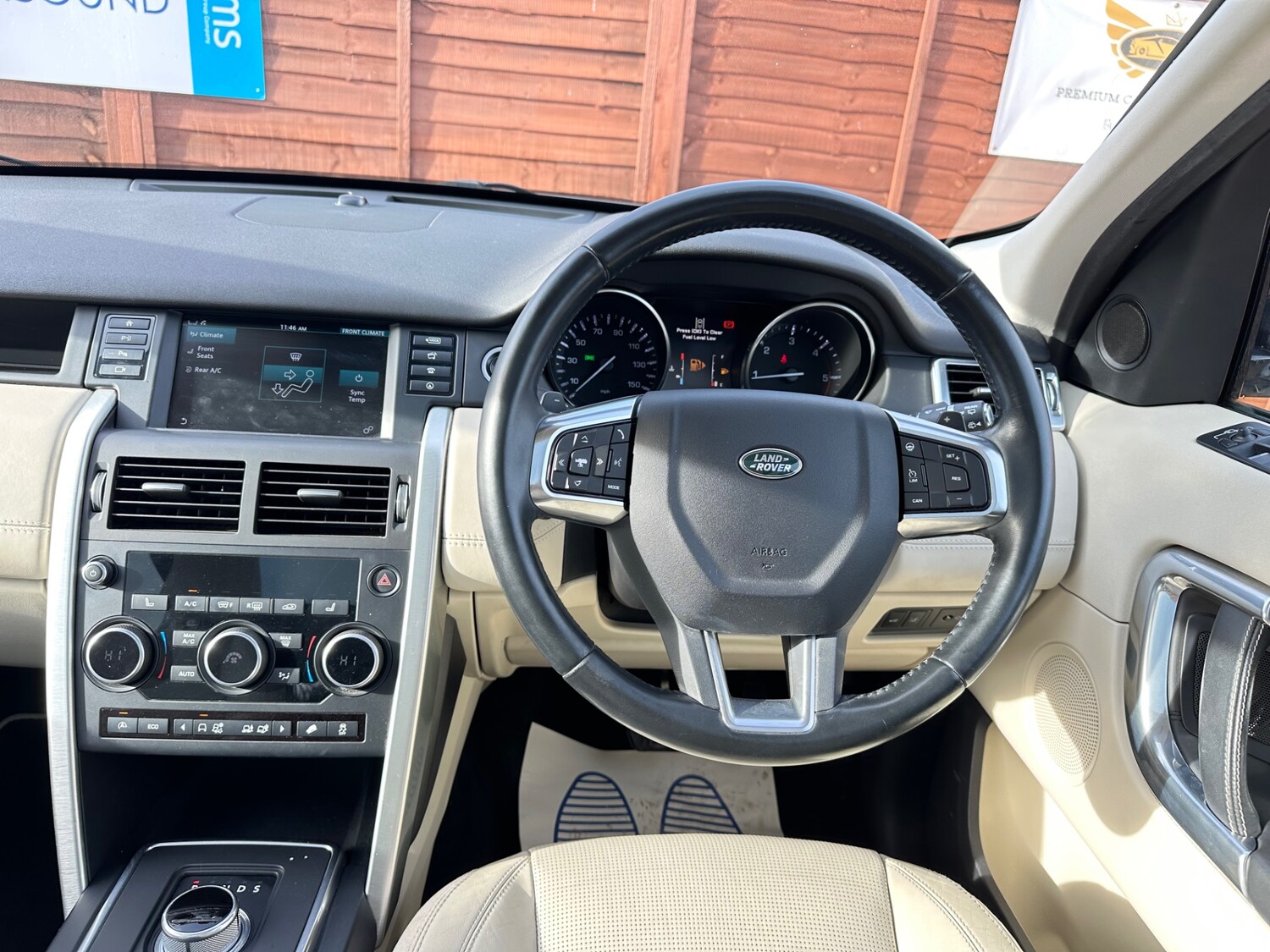 Used Land Rover Discovery Sport 2015 for sale - 76542428: Photo 10