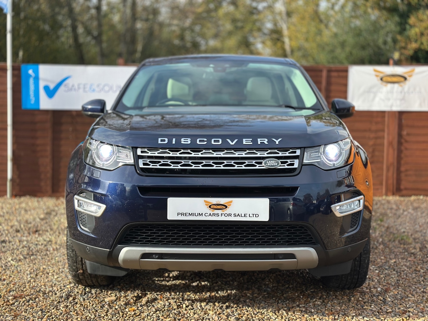 Used Land Rover Discovery Sport 2015 for sale - 76542428: Photo 3