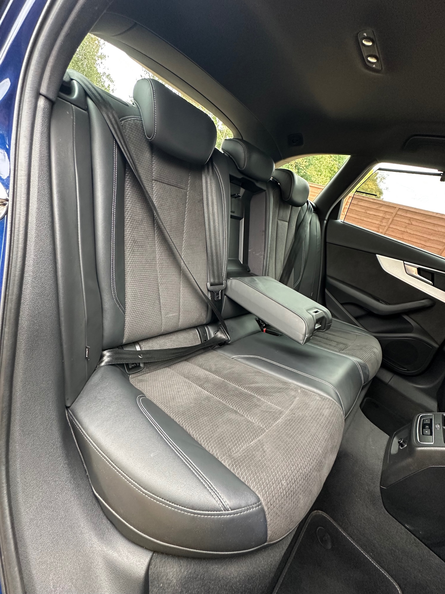 Used Audi A4 2017 for sale - 76302960: Photo 15