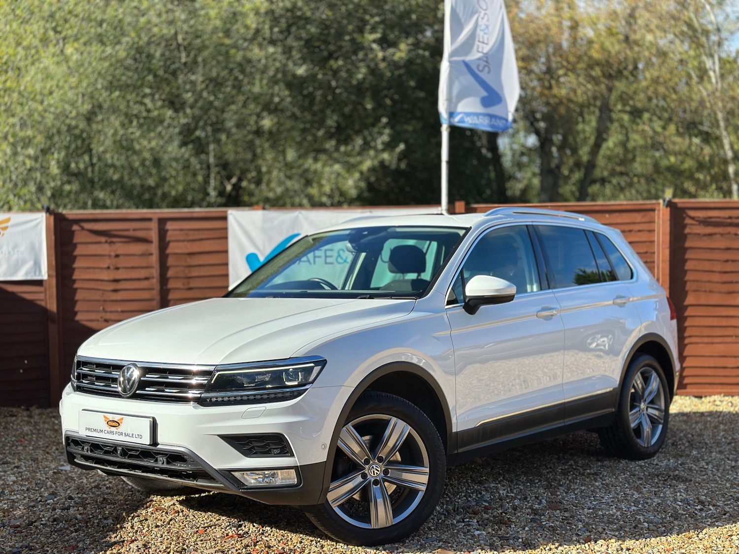 Used Volkswagen Tiguan 2016 for sale - 76305134: Photo 2